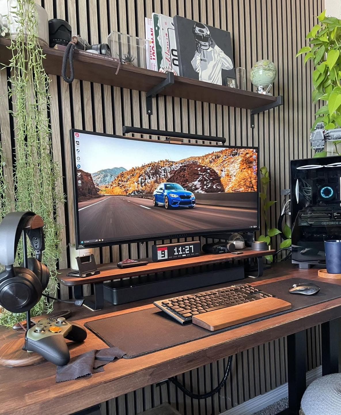 hyhi28zrs66nq42gp1ld desk setup