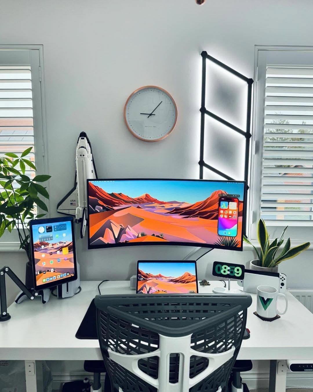 gef1t1wkpewohdijxdsp desk setup
